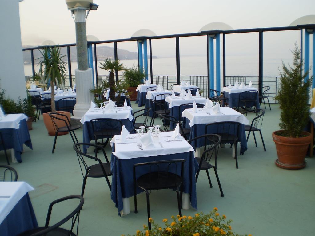 San Domenico Hotel Soverato Marina Ngoại thất bức ảnh